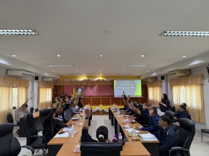 ประชุมพิจารณาร่างแผนพัฒนาท้องถิ่น